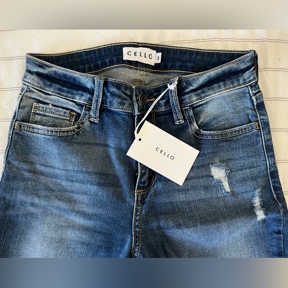 Cello Jeans Size 3 NWT - Picture 2 of 3